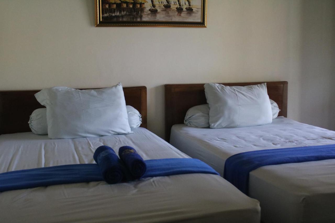 Arrys Watukarung Surfcamp Kalak Exterior foto